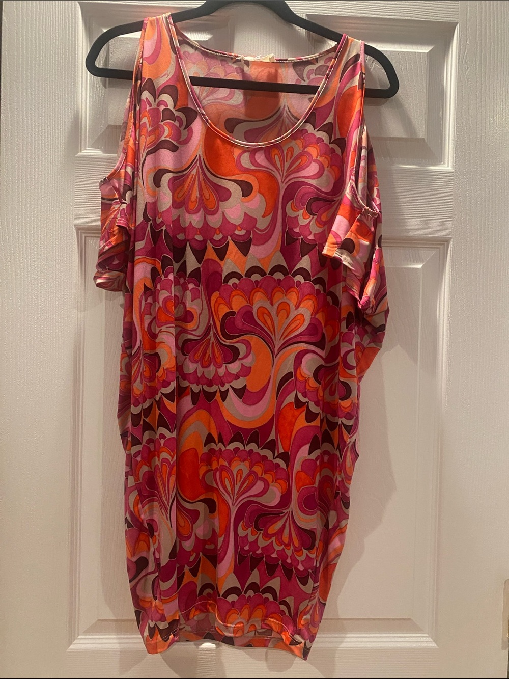 Trina Turk Pink & Orange Retro Cold-Shoulder cover up